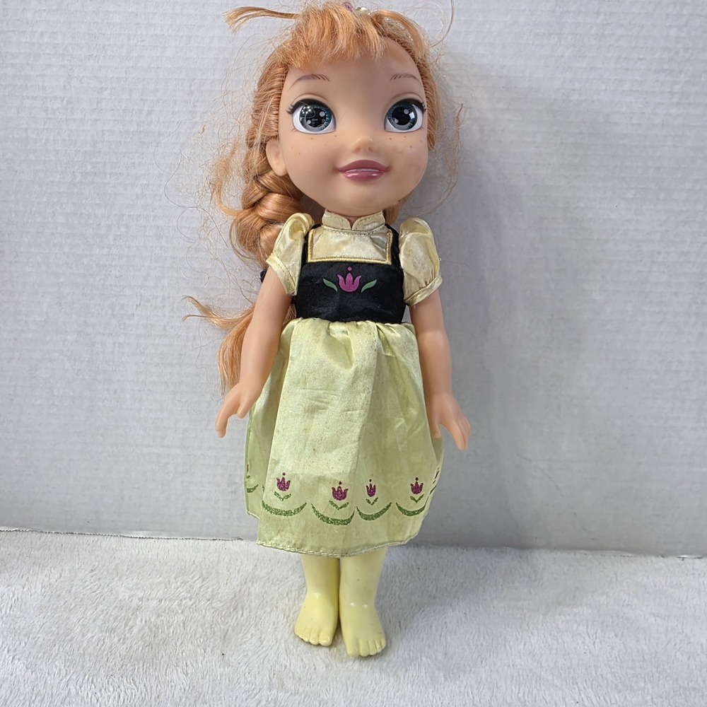 Disney Frozen Ice Skating Anna Doll No Ice Skates Marks And Scuffs